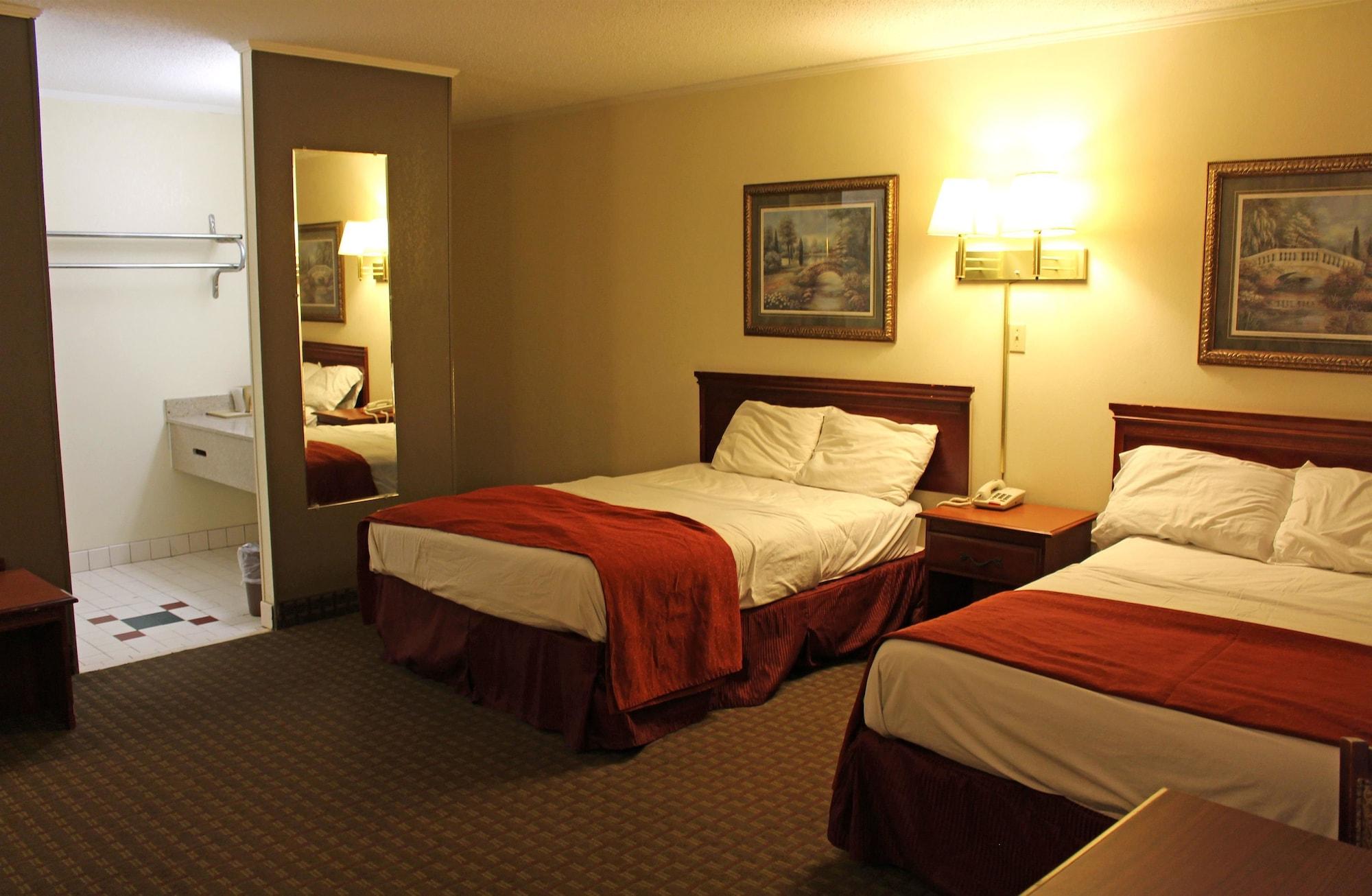 Lake View Inn & Suites Killen Bagian luar foto