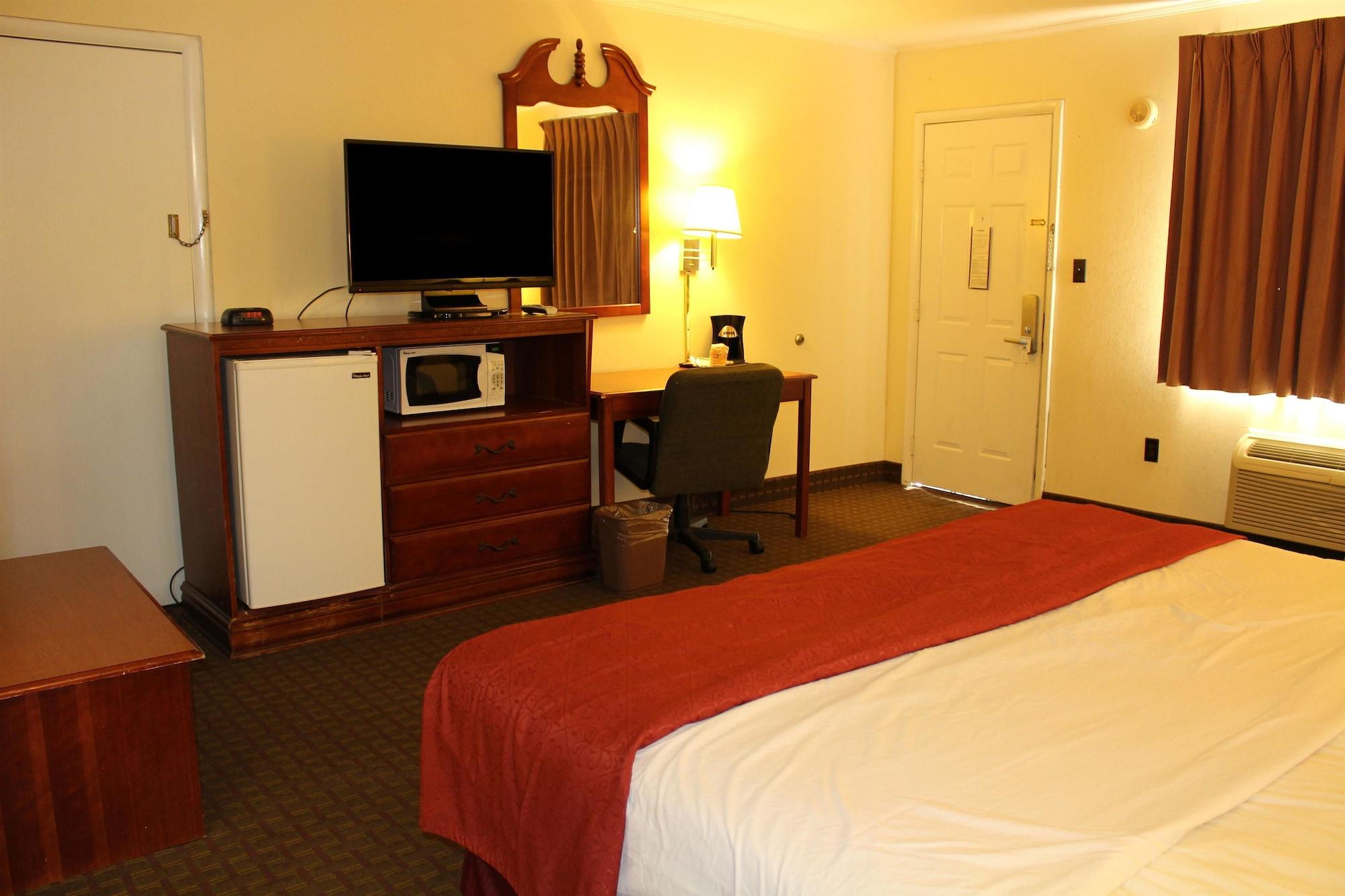 Lake View Inn & Suites Killen Bagian luar foto