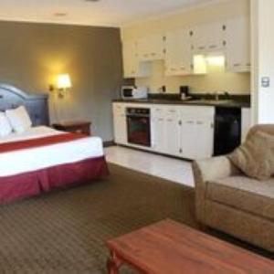 Lake View Inn & Suites Killen Bagian luar foto